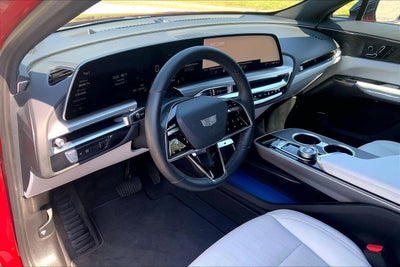 2024 Cadillac LYRIQ Luxury 1