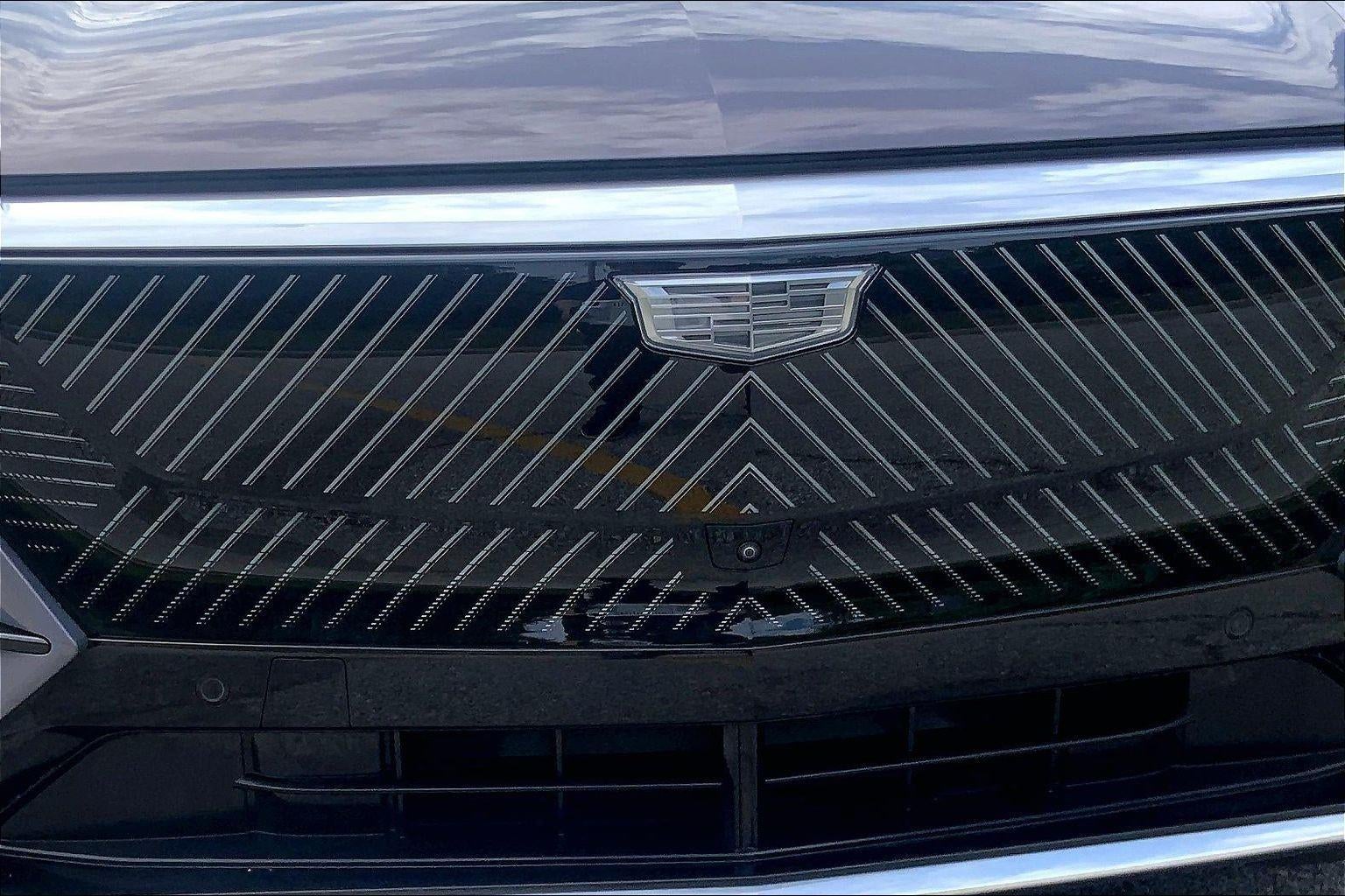 2025 Cadillac LYRIQ Luxury 3