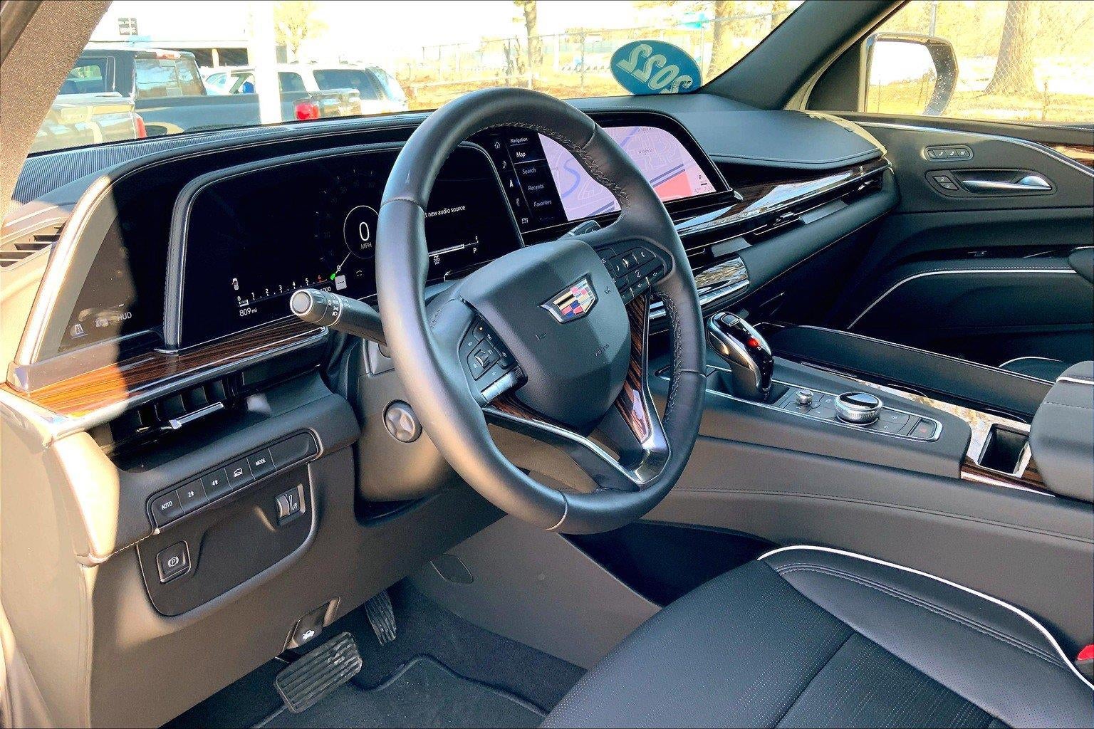 2022 Cadillac Escalade Premium Luxury
