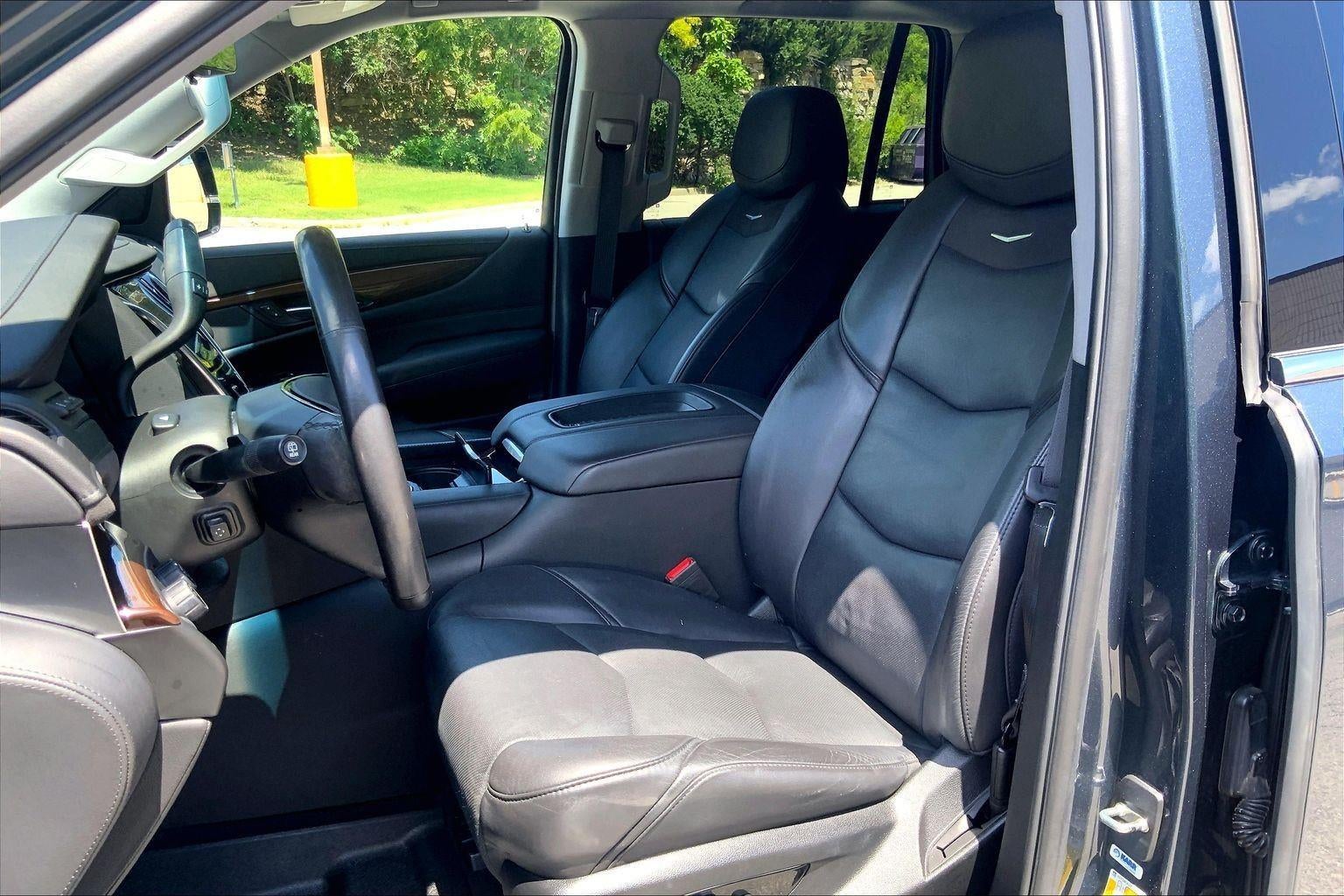 2020 Cadillac Escalade Premium Luxury