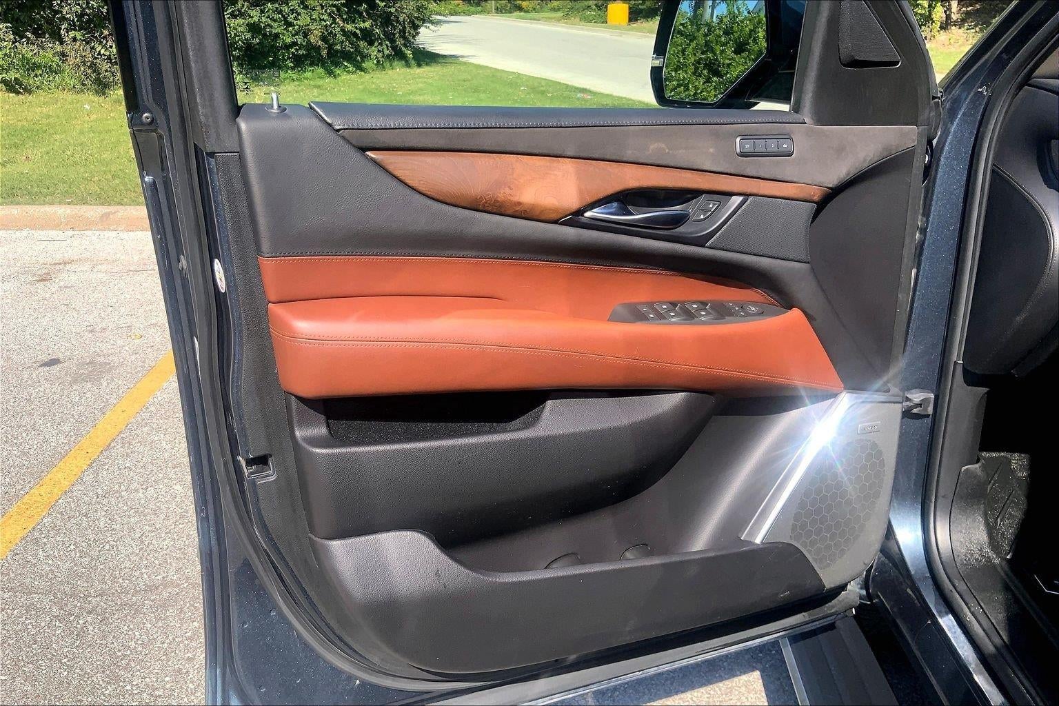 2020 Cadillac Escalade Premium Luxury