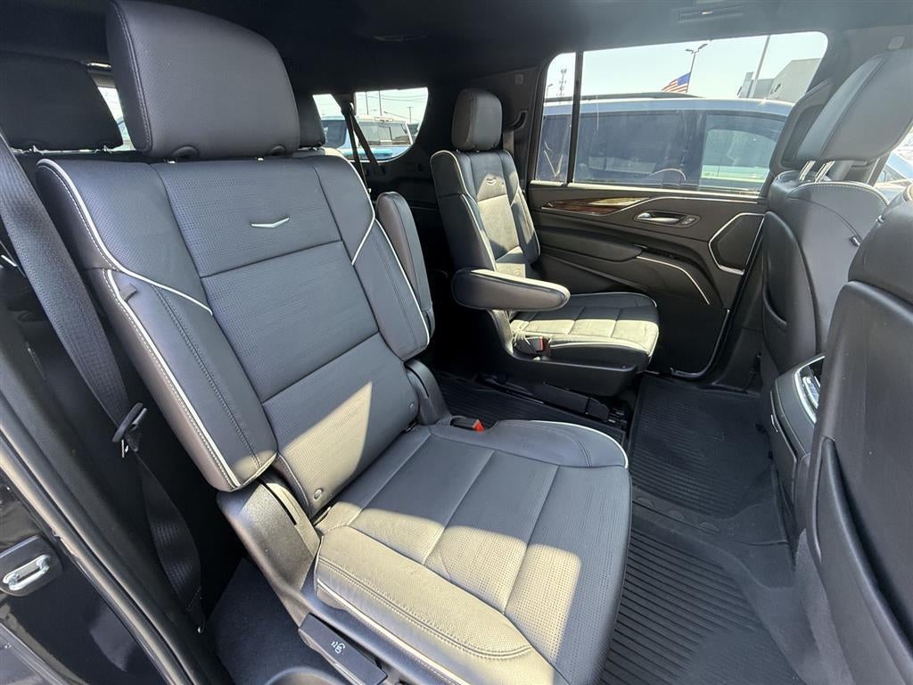 2023 Cadillac Escalade ESV Premium Luxury