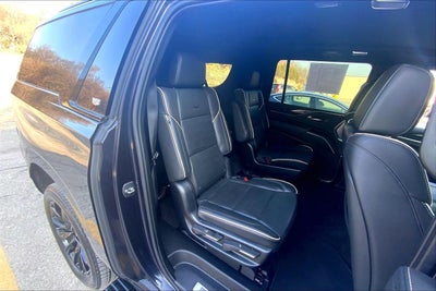 2023 Cadillac Escalade ESV Sport