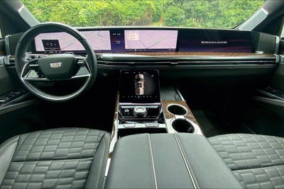 2025 Cadillac Escalade Sport Platinum