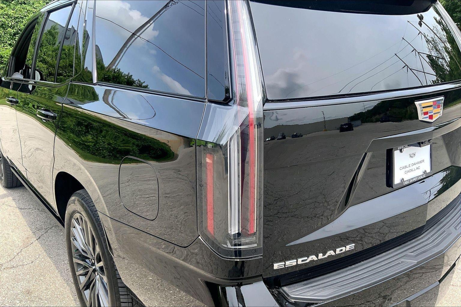 2025 Cadillac Escalade Sport Platinum