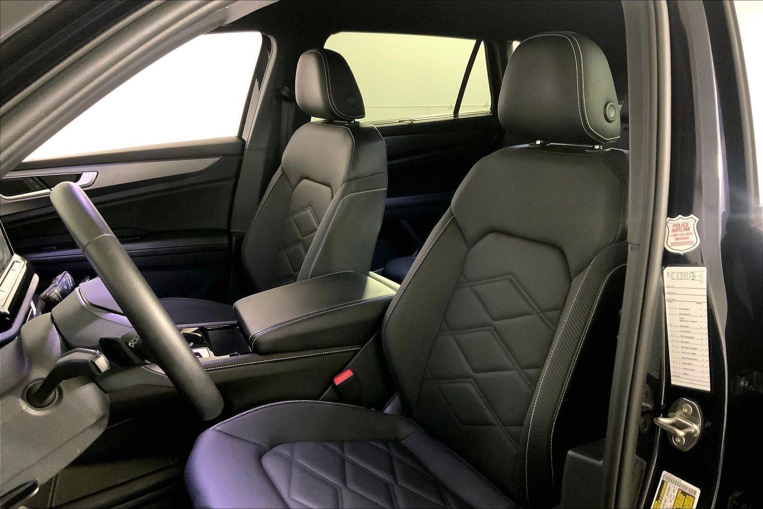 2025 Volkswagen Atlas Cross Sport 2.0T SE w/Technology