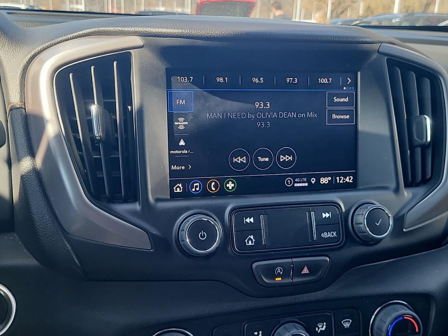 2023 GMC Terrain AT4