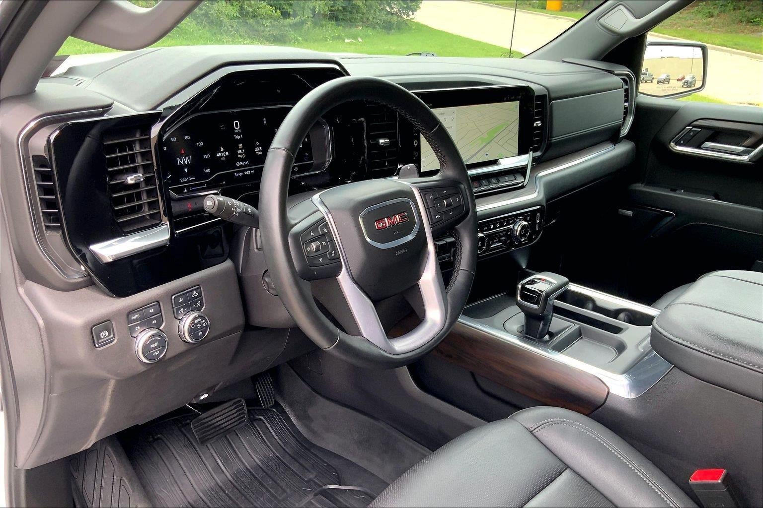 2024 GMC Sierra 1500 SLT