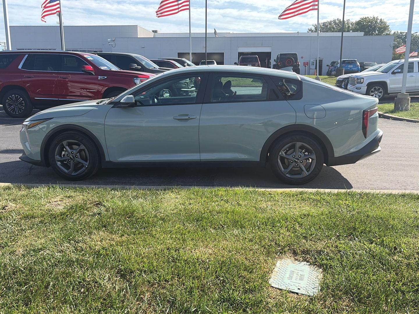 2025 Kia K4 LXS