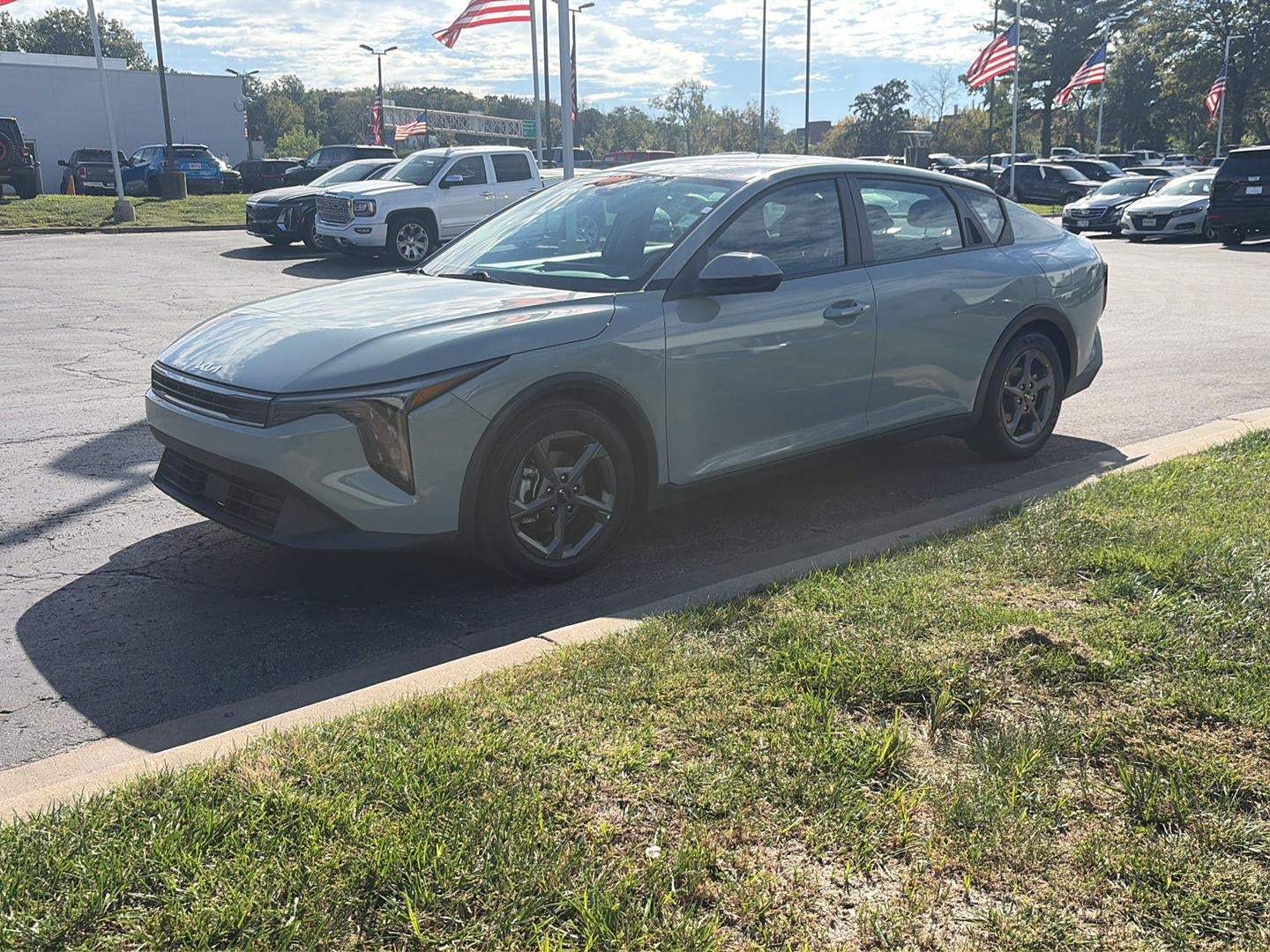 2025 Kia K4 LXS