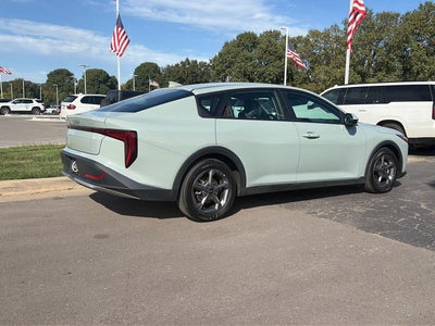 2025 Kia K4 LXS