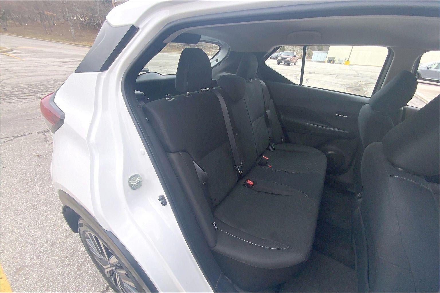 2024 Nissan Kicks SV