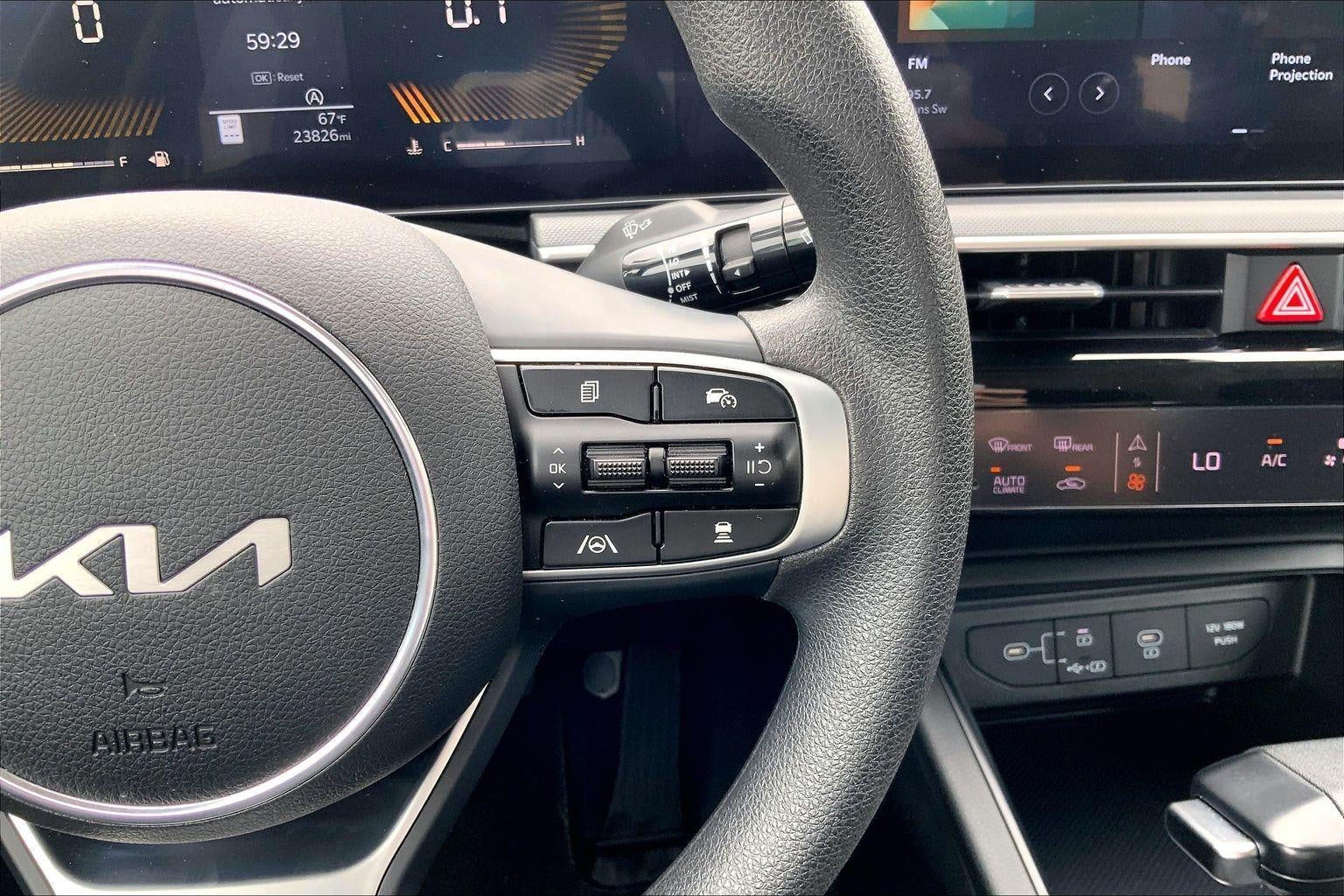 2025 Kia K5 LXS