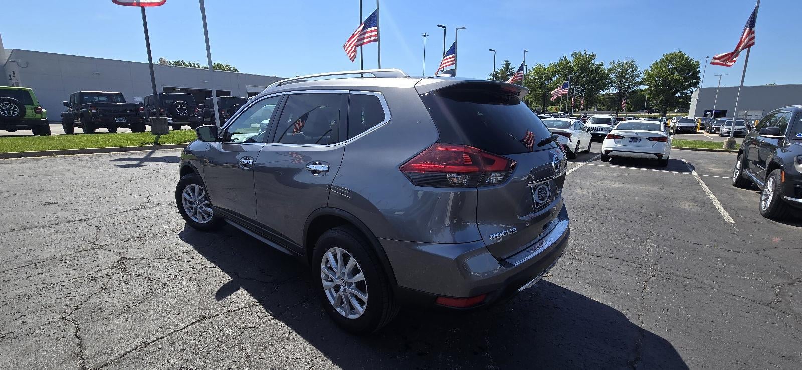 2018 Nissan Rogue SV