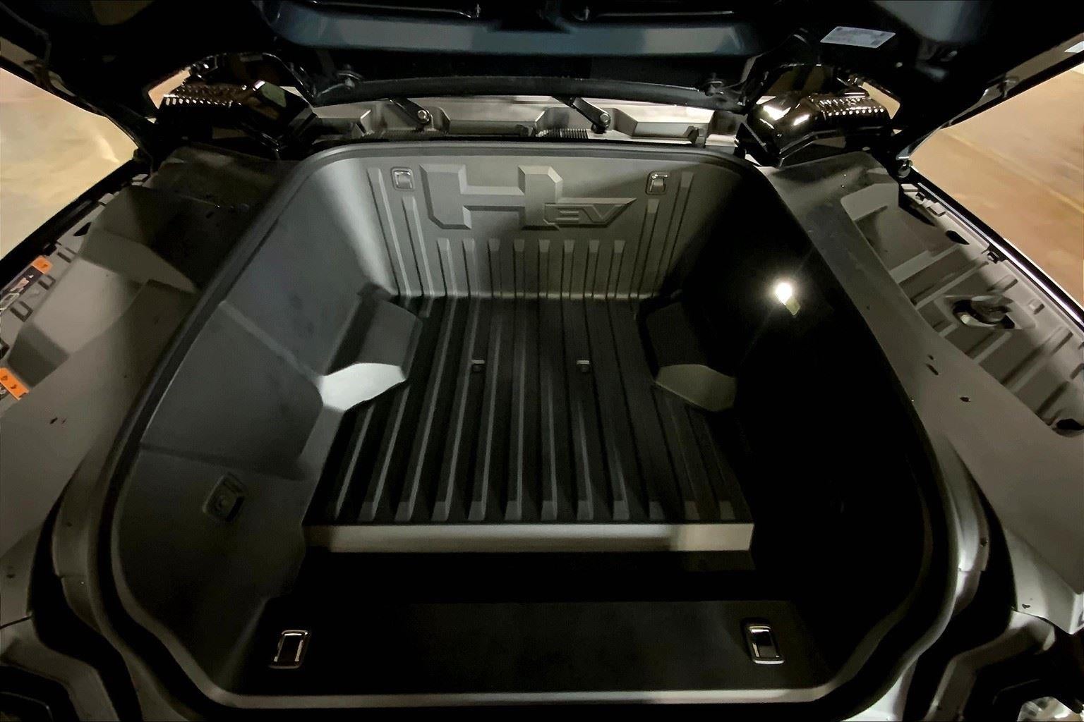 2026 GMC HUMMER EV SUV 2X