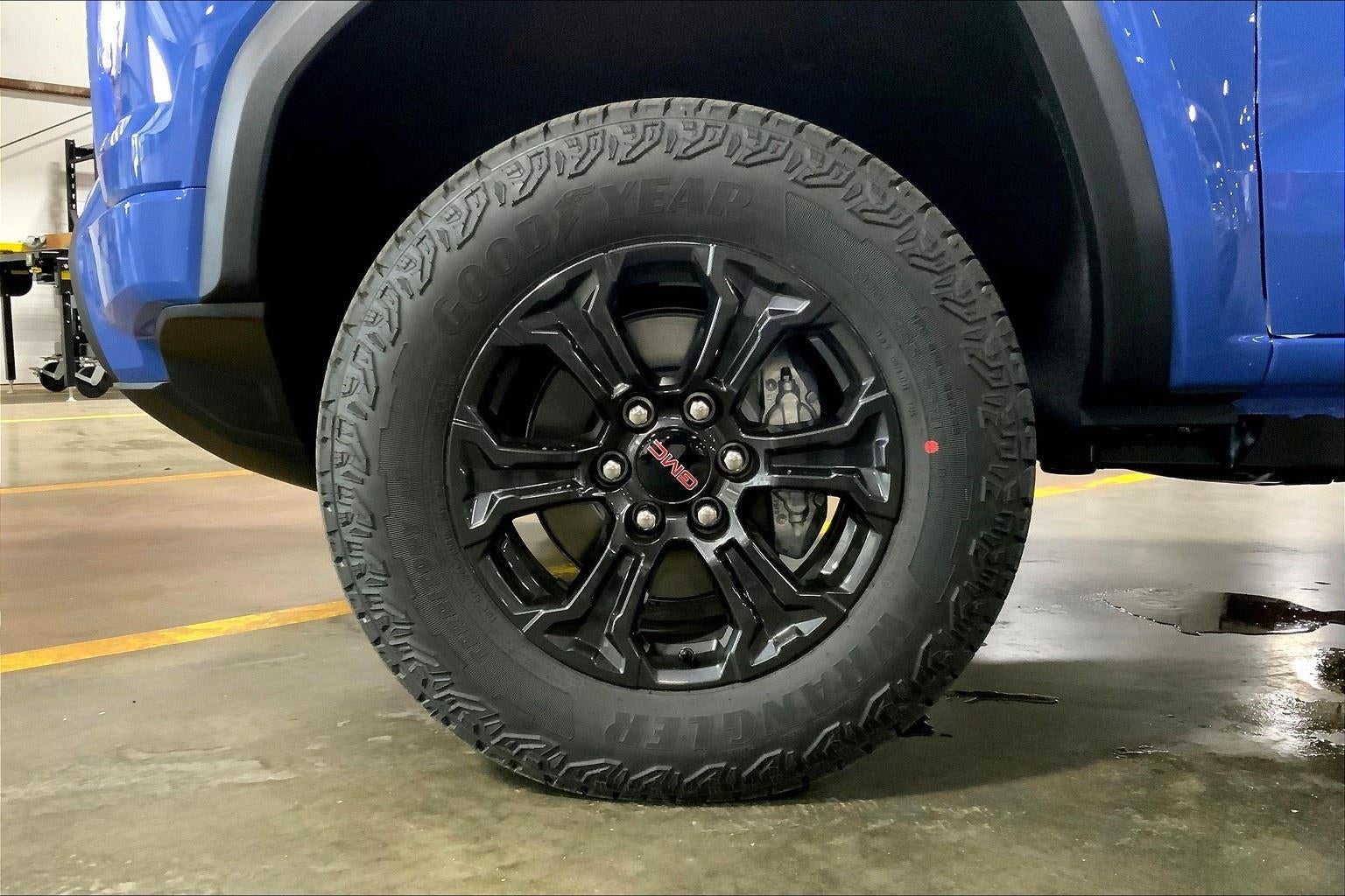 2025 GMC Canyon Elevation