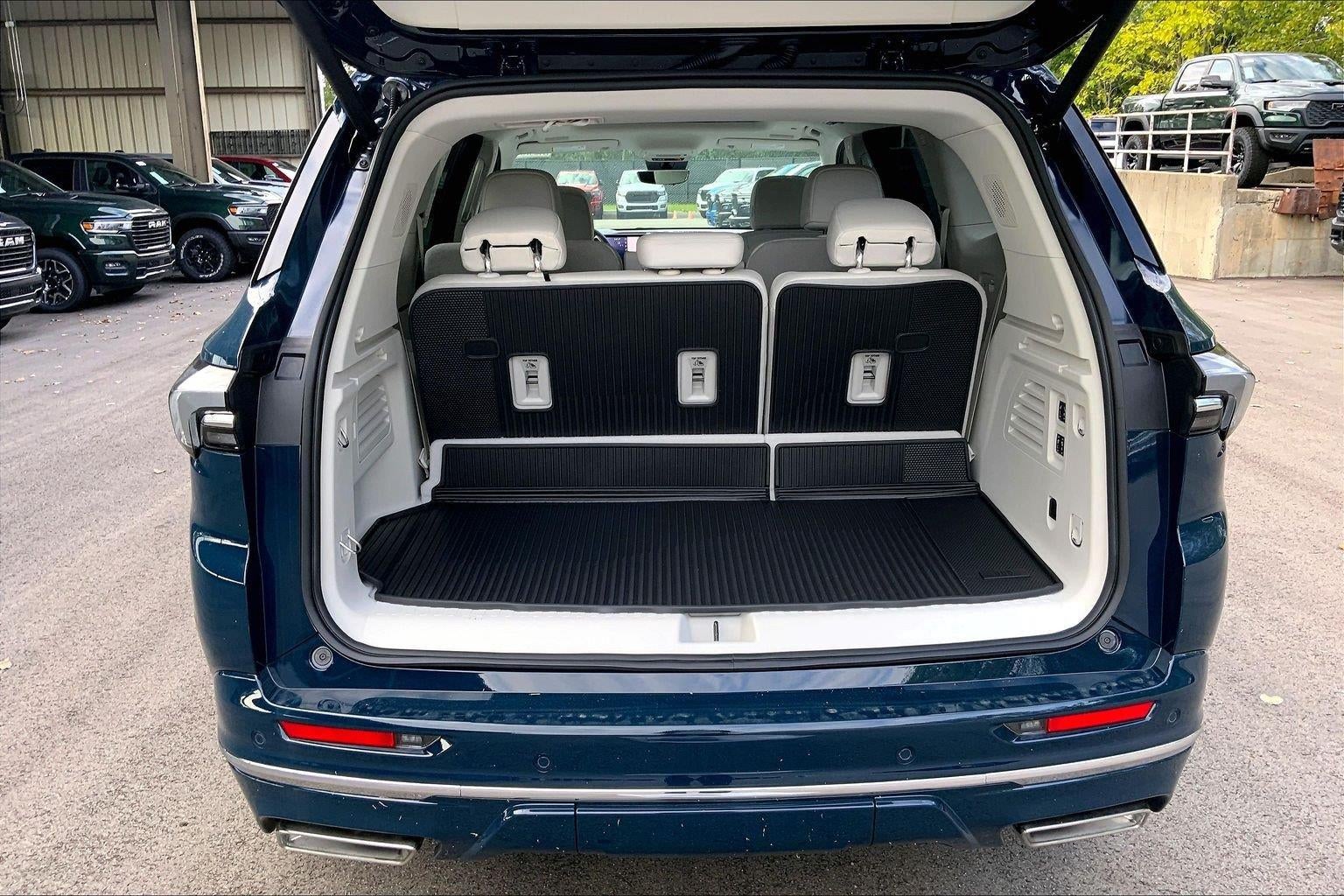 2027 Buick Enclave Avenir