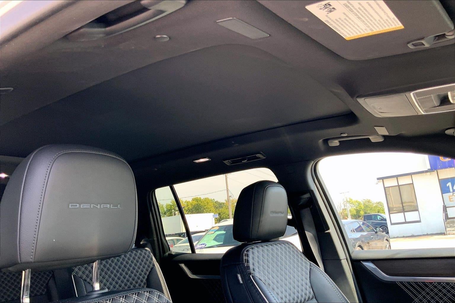 2024 GMC Acadia Denali