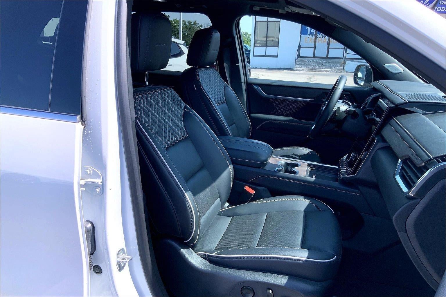 2024 GMC Acadia Denali
