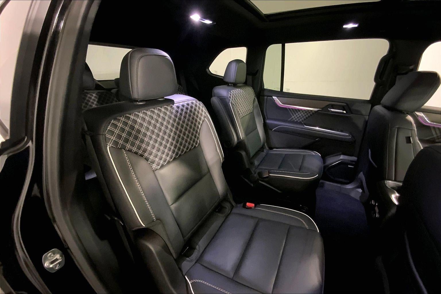 2025 GMC Acadia Denali