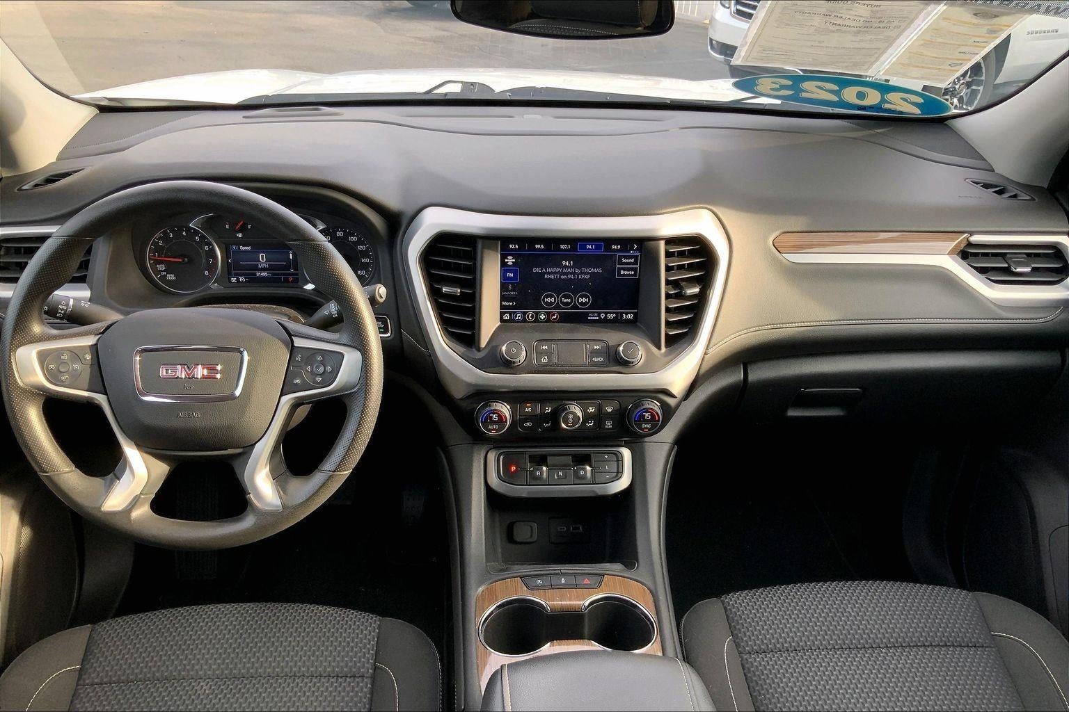 2023 GMC Acadia SLE