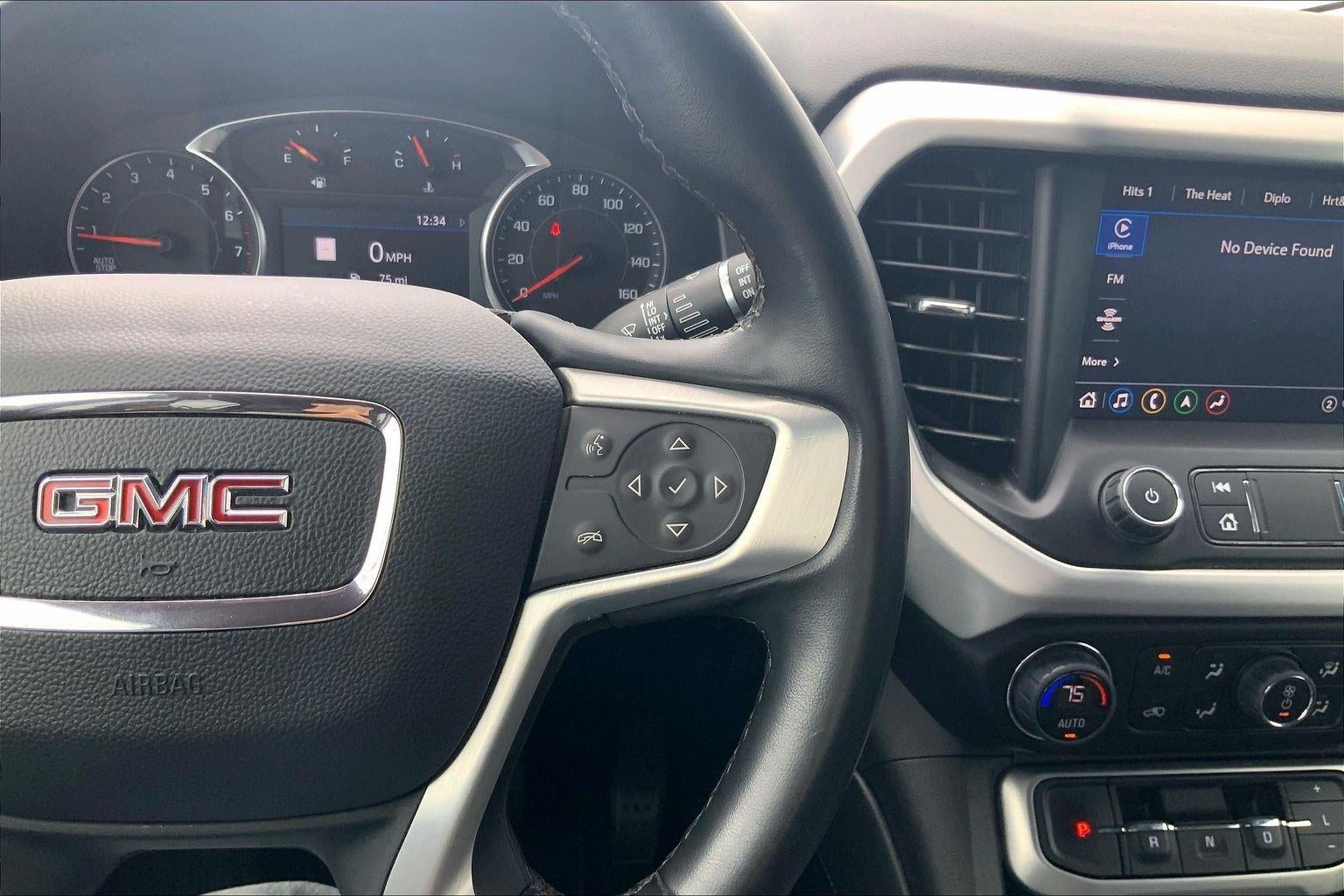 2023 GMC Acadia SLT