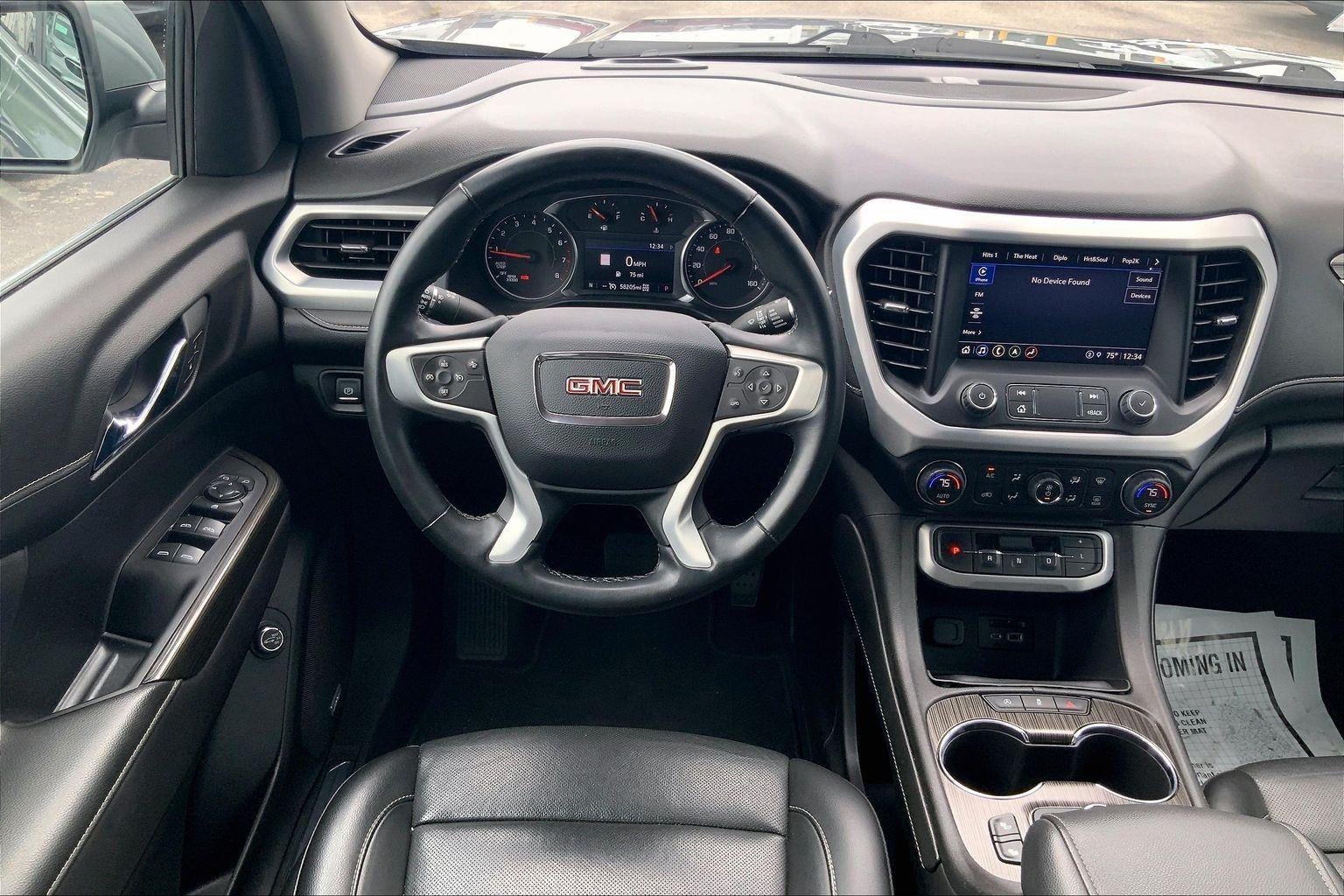 2023 GMC Acadia SLT