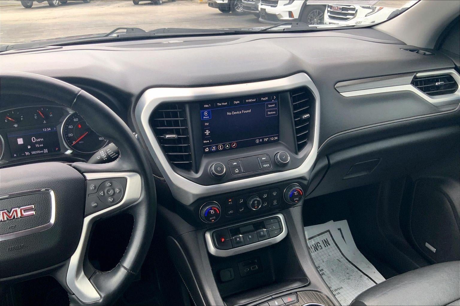 2023 GMC Acadia SLT