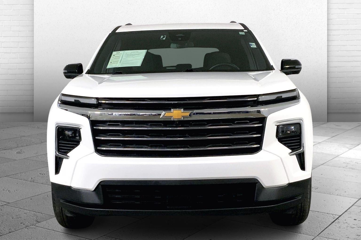 Used 2024 Chevrolet Traverse 1LT with VIN 1GNERGKS0RJ180324 for sale in Kansas City