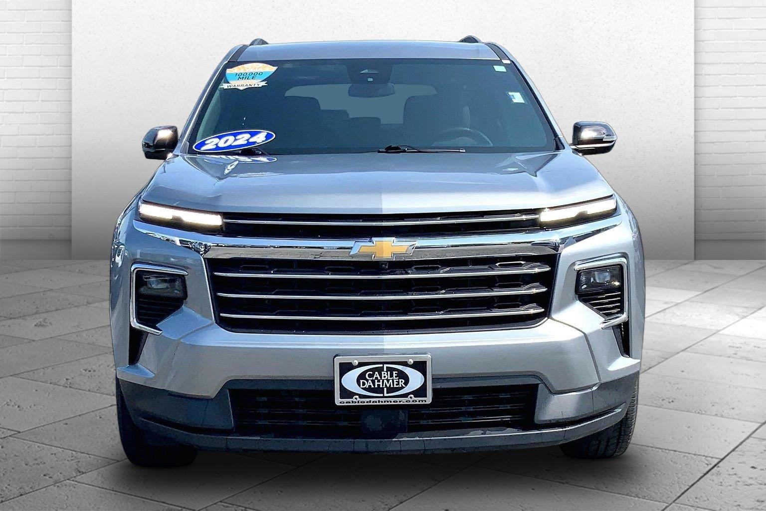 Used 2024 Chevrolet Traverse 2LT with VIN 1GNEVGKS4RJ167099 for sale in Kansas City