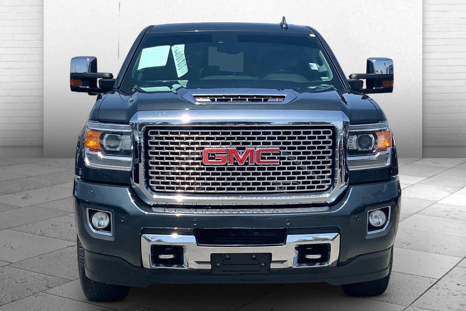 Used 2017 GMC Sierra 3500 Denali HD Denali with VIN 1GT42YEY5HF140448 for sale in Kansas City