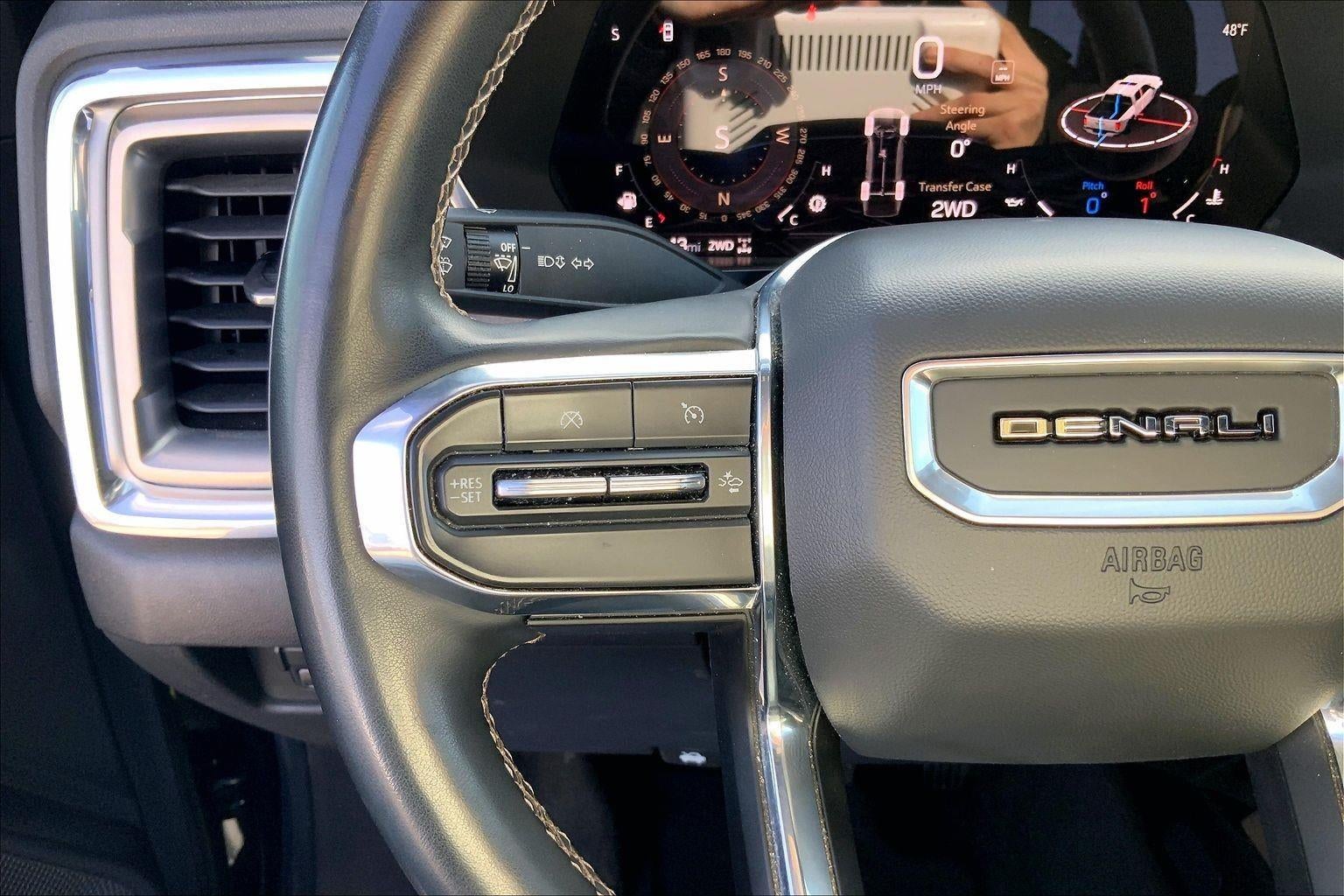 2023 GMC Canyon Denali