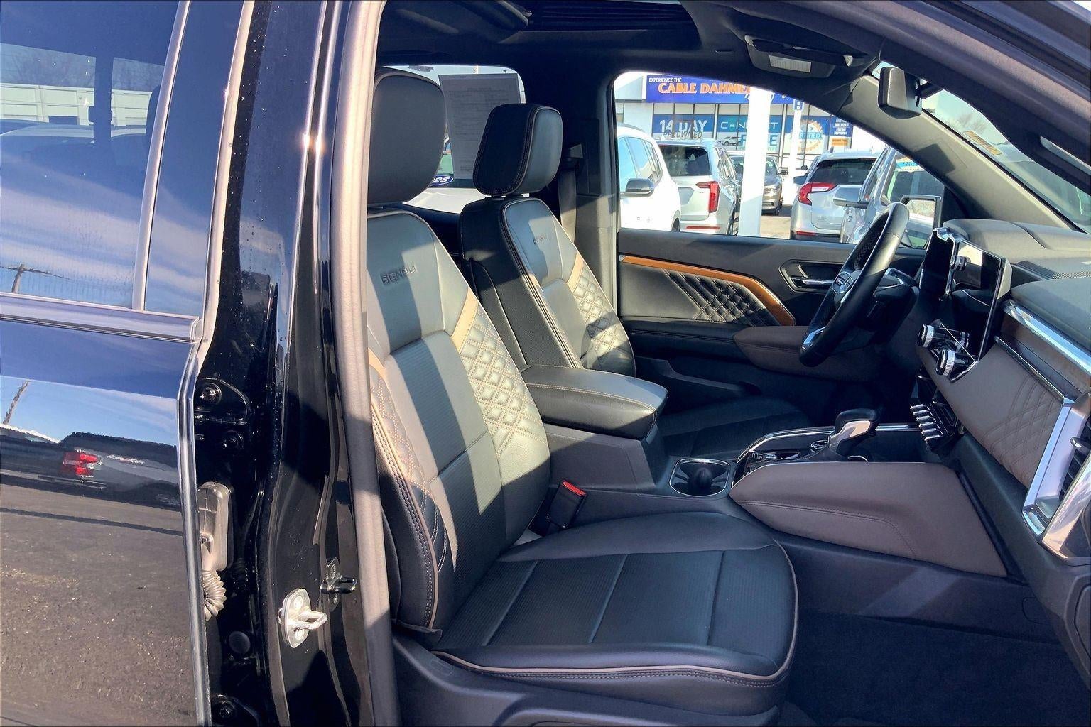 2023 GMC Canyon Denali