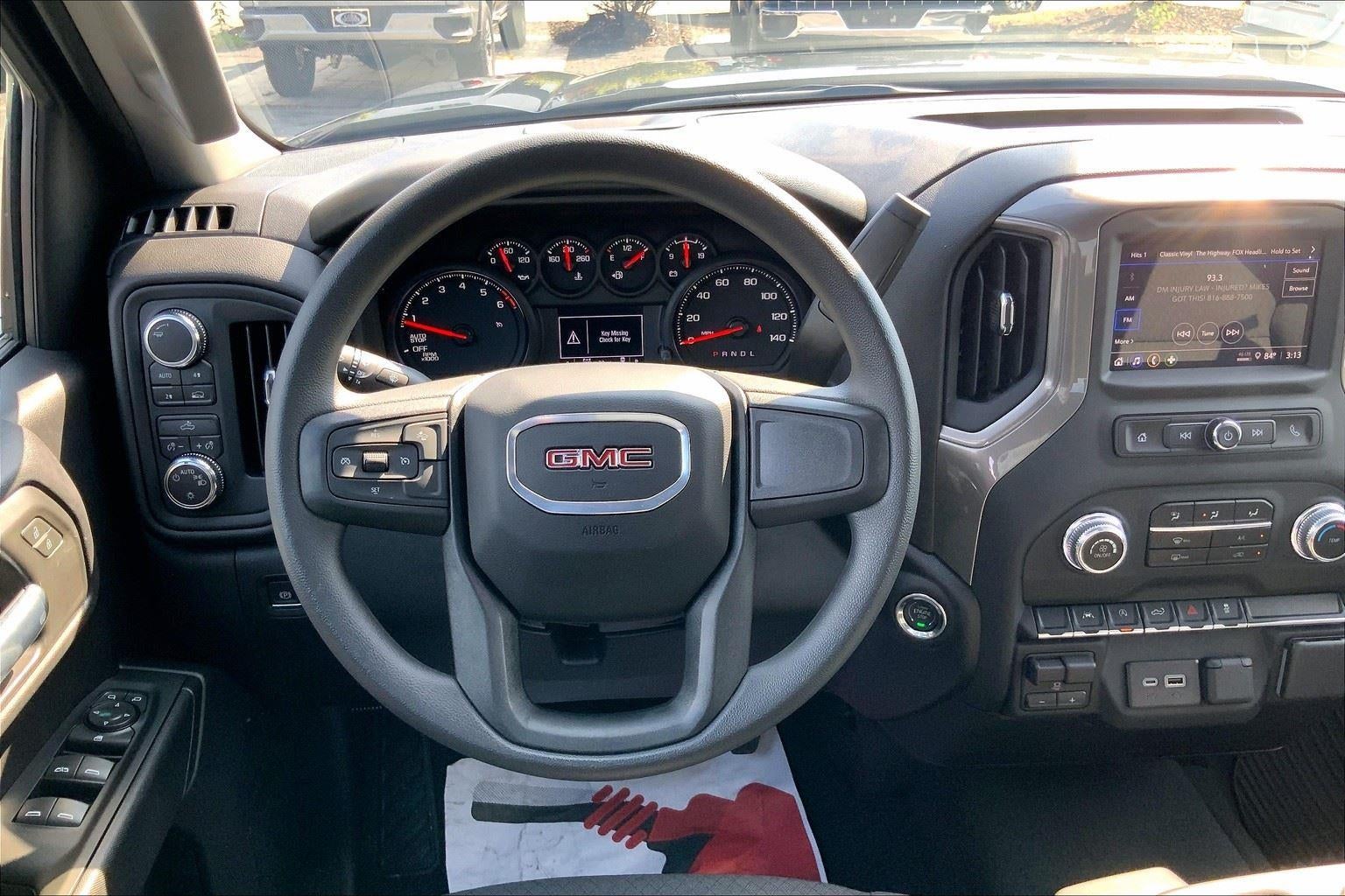 2025 GMC Sierra 1500 Pro
