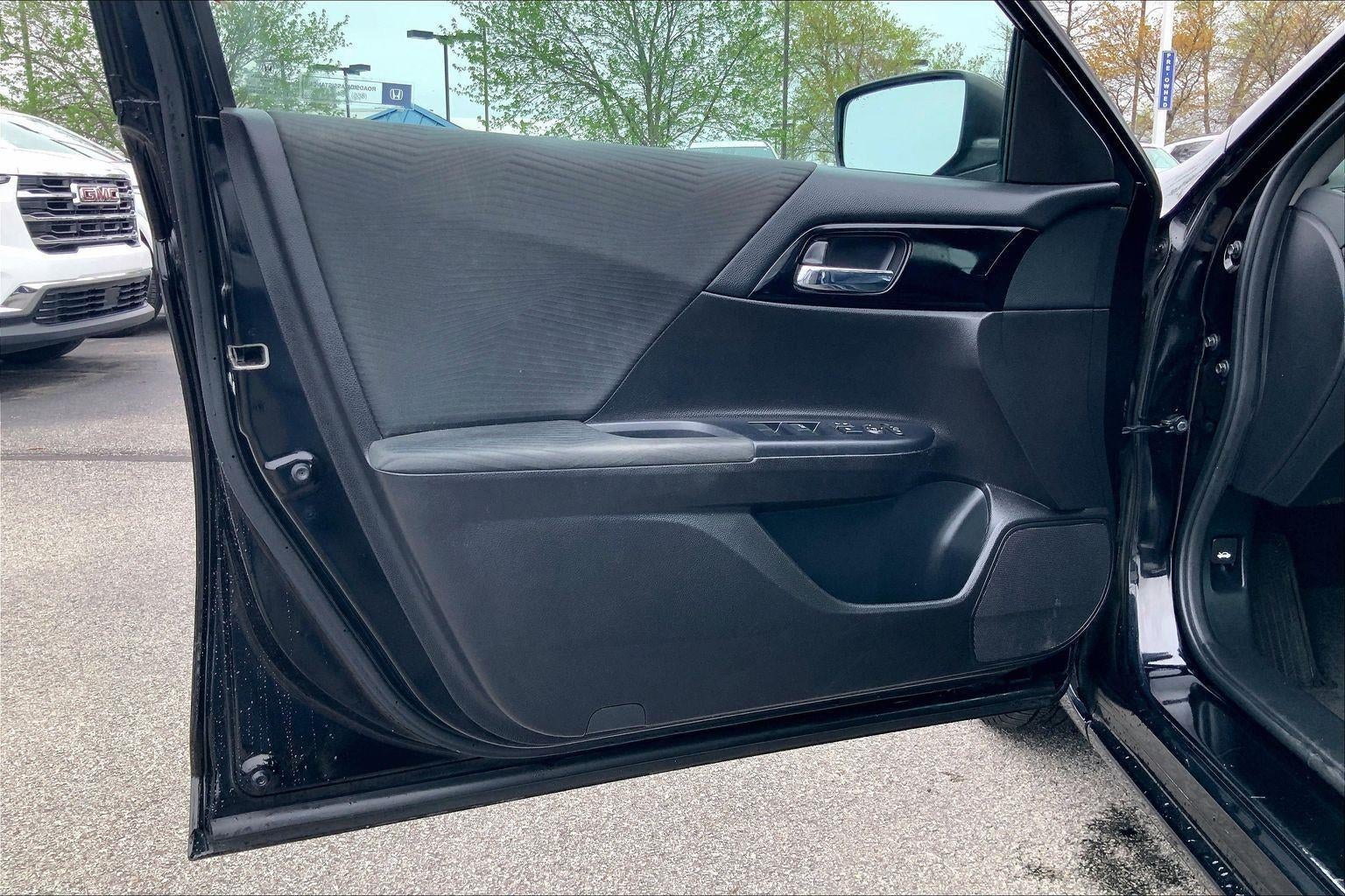 2017 Honda Accord Sedan LX