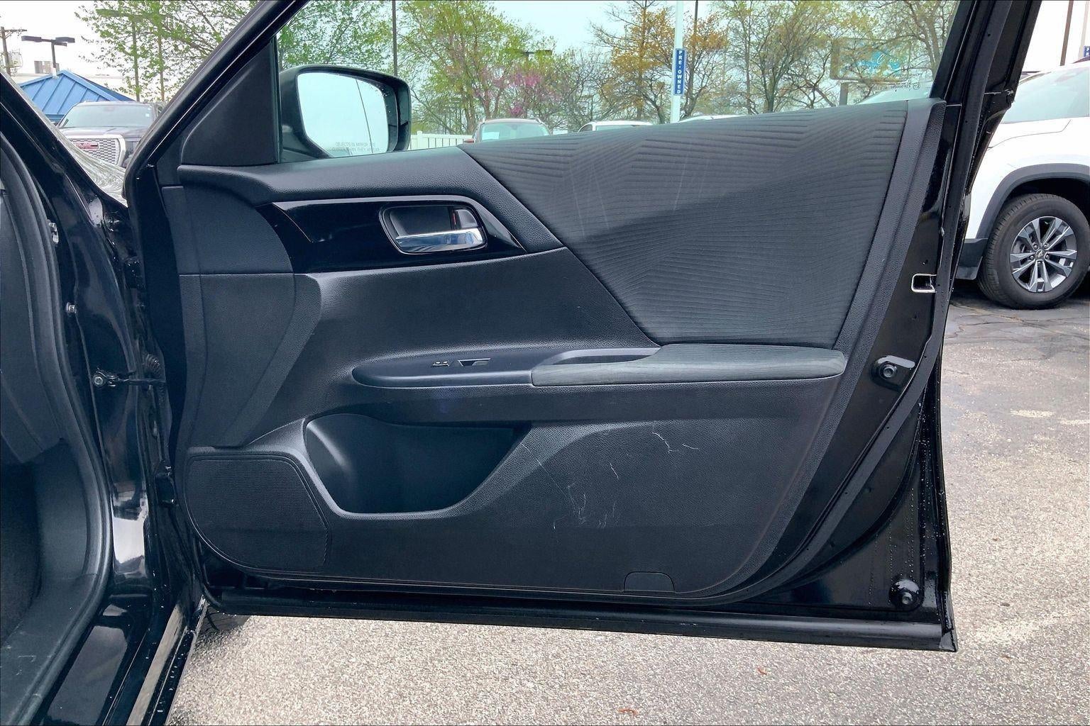 2017 Honda Accord Sedan LX