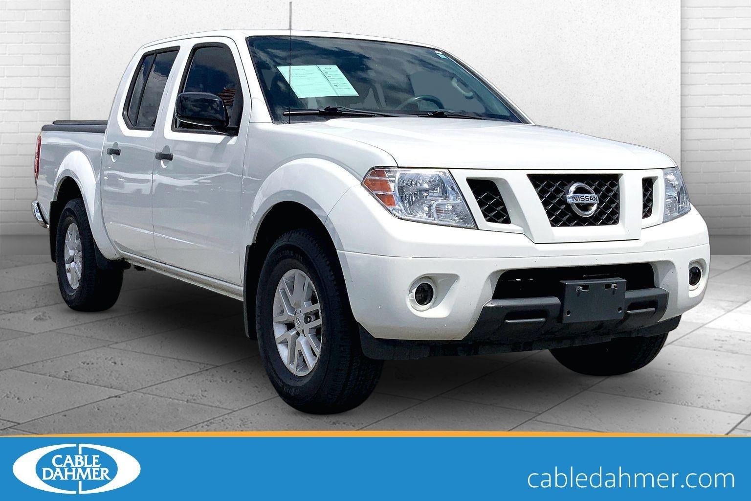 2017 Nissan Frontier 4.0 SV Crew Cab 4X4 AT SWB's photo