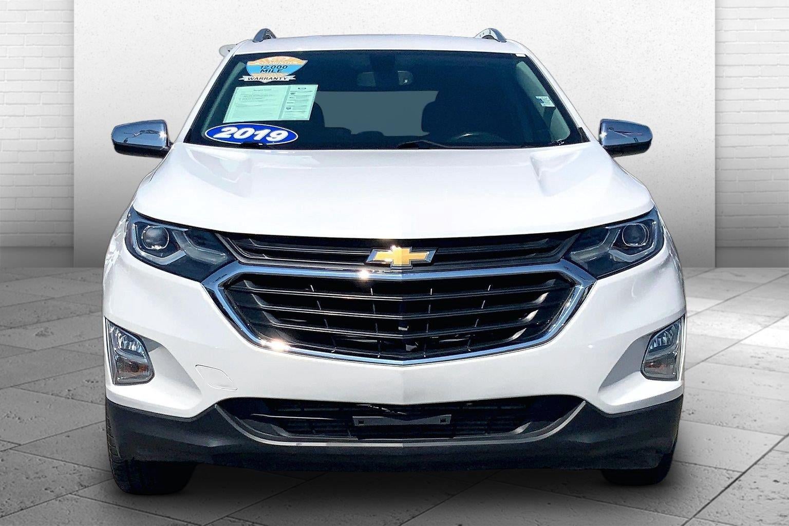 Used 2019 Chevrolet Equinox Premier with VIN 2GNAXPEX2K6224709 for sale in Kansas City