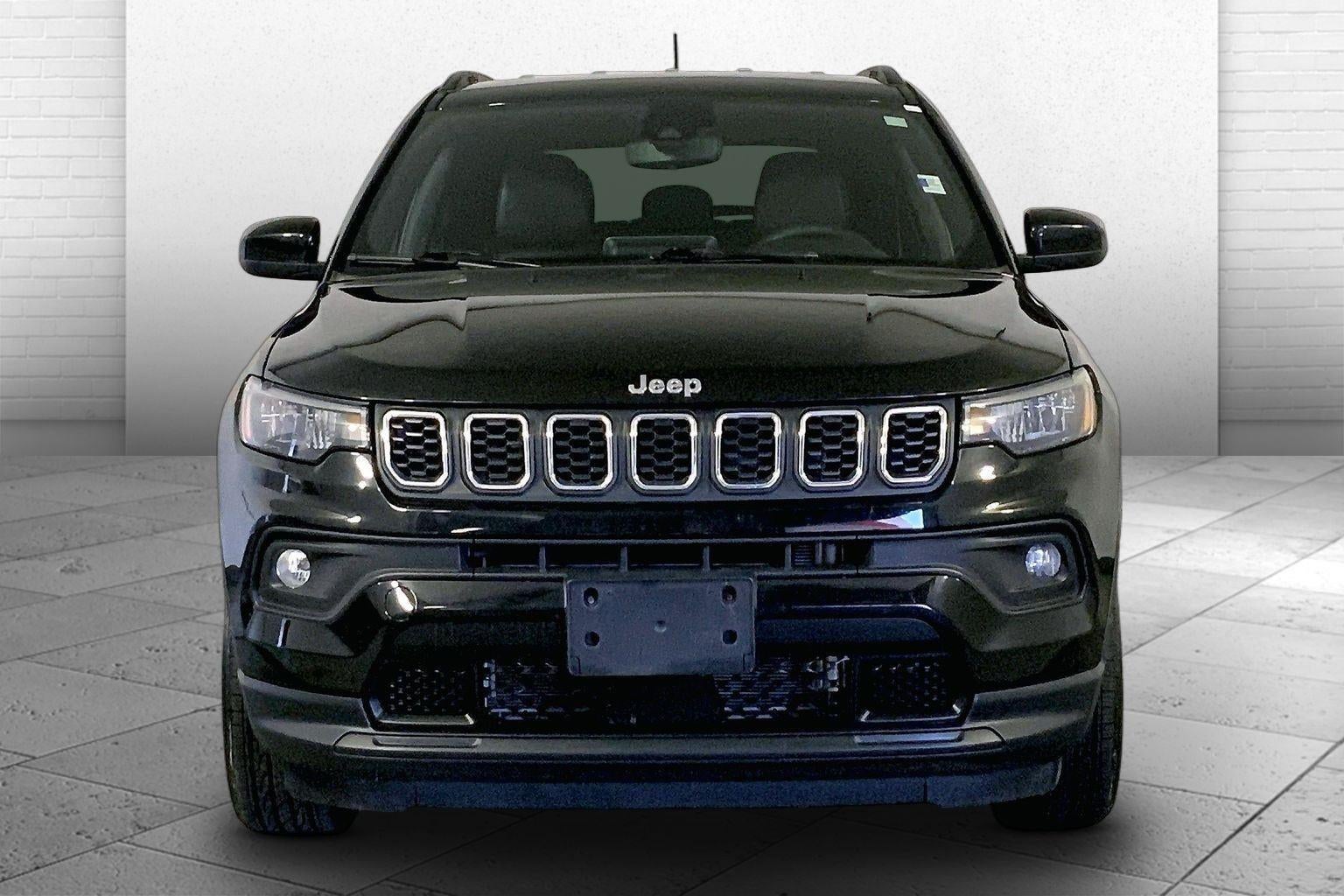 Used 2025 Jeep Compass Latitude with VIN 3C4NJDBN7ST580761 for sale in Kansas City