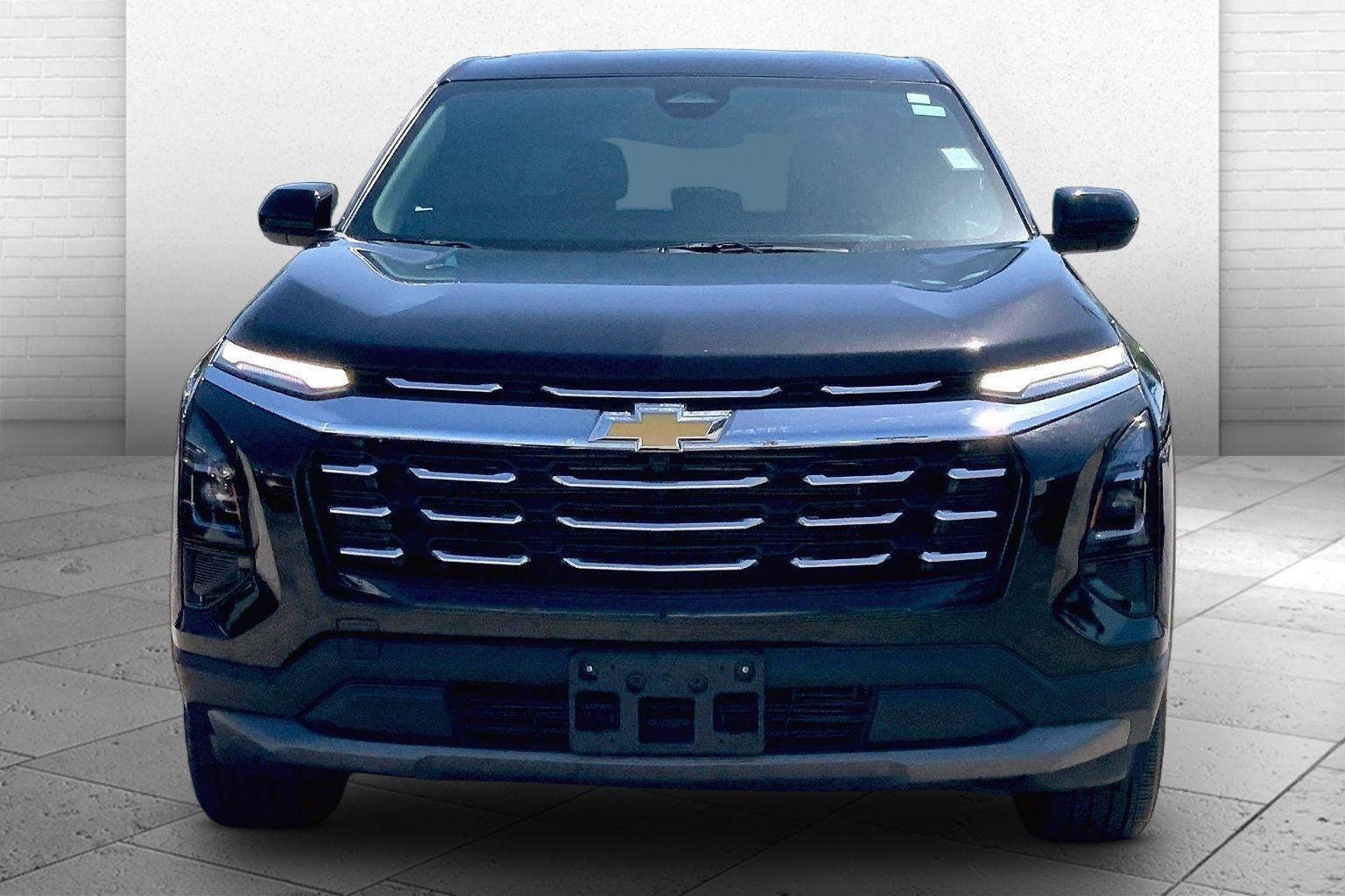 Used 2025 Chevrolet Equinox LT with VIN 3GNAXHEG3SL324917 for sale in Kansas City