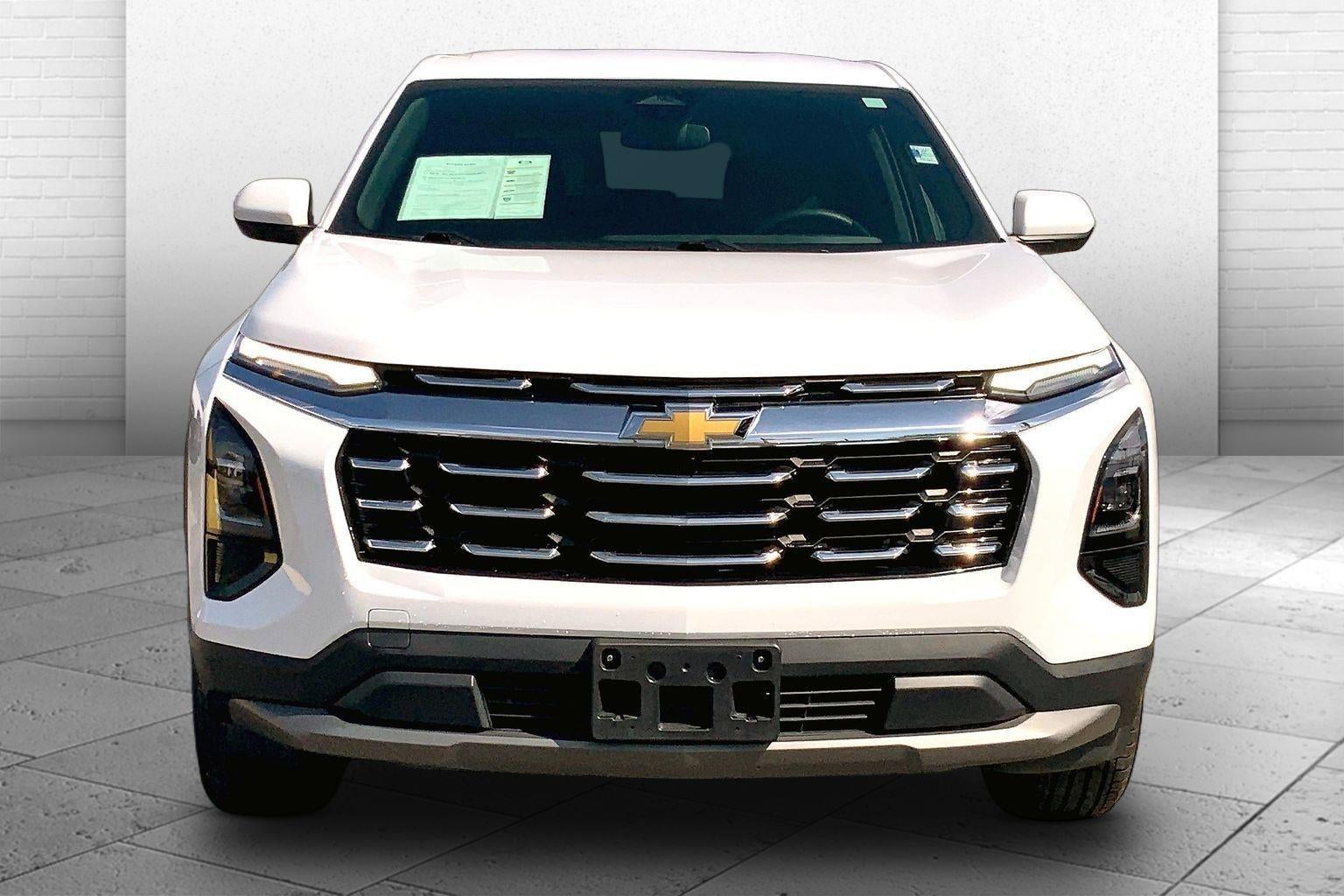 Used 2025 Chevrolet Equinox LT with VIN 3GNAXPEG8SL318301 for sale in Kansas City