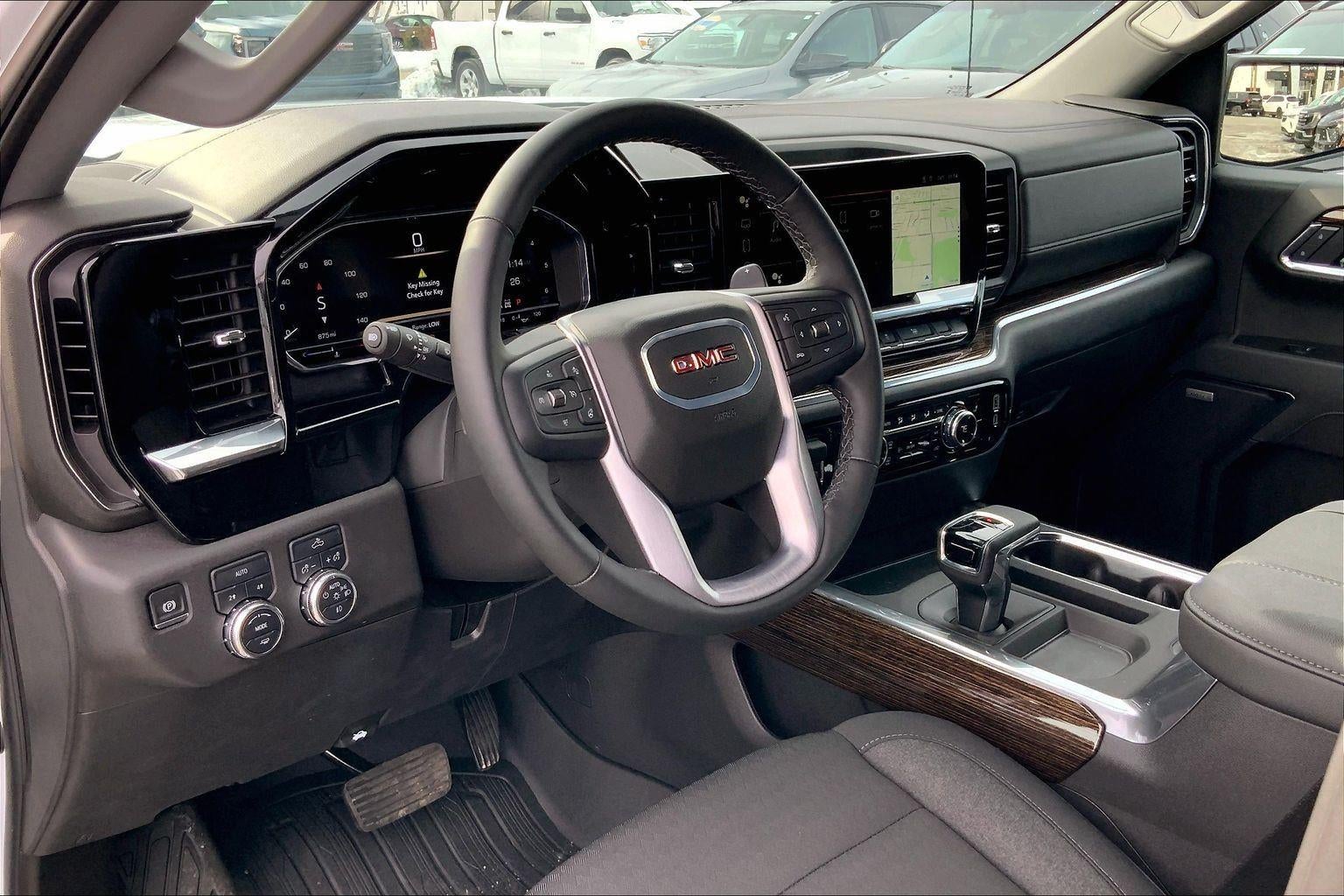 2025 GMC Sierra 1500 Elevation