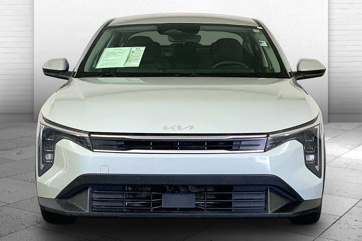 Used 2025 Kia K4 LXS with VIN 3KPFT4DE8SE070760 for sale in Kansas City