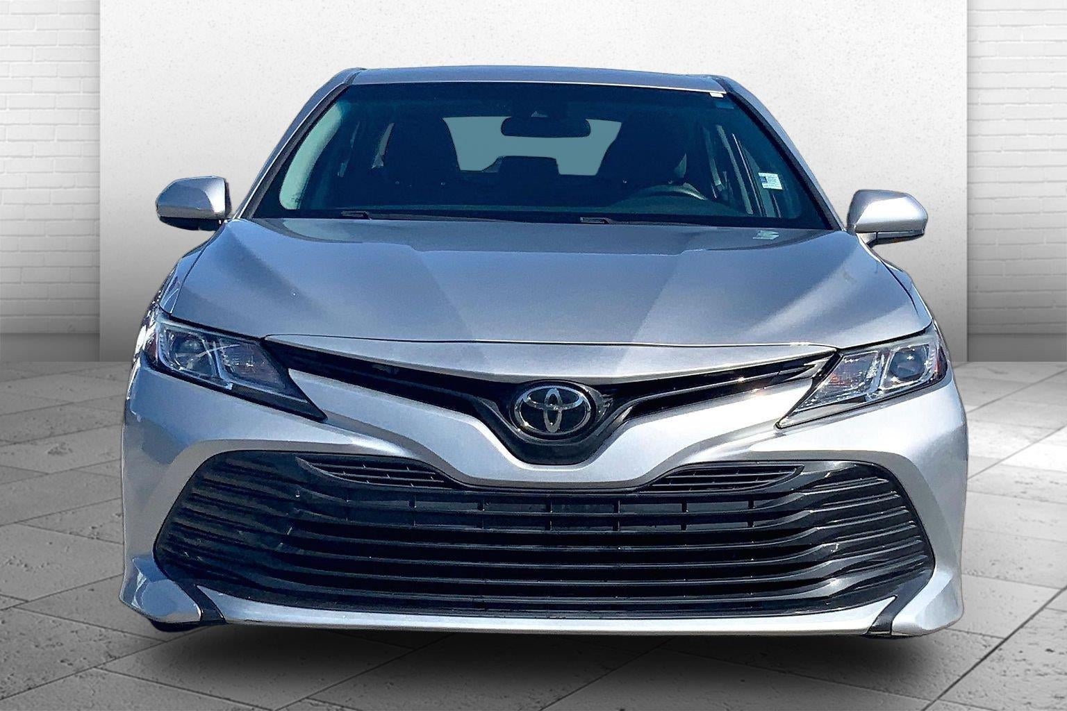 Used 2020 Toyota Camry LE with VIN 4T1C11AK2LU303662 for sale in Kansas City