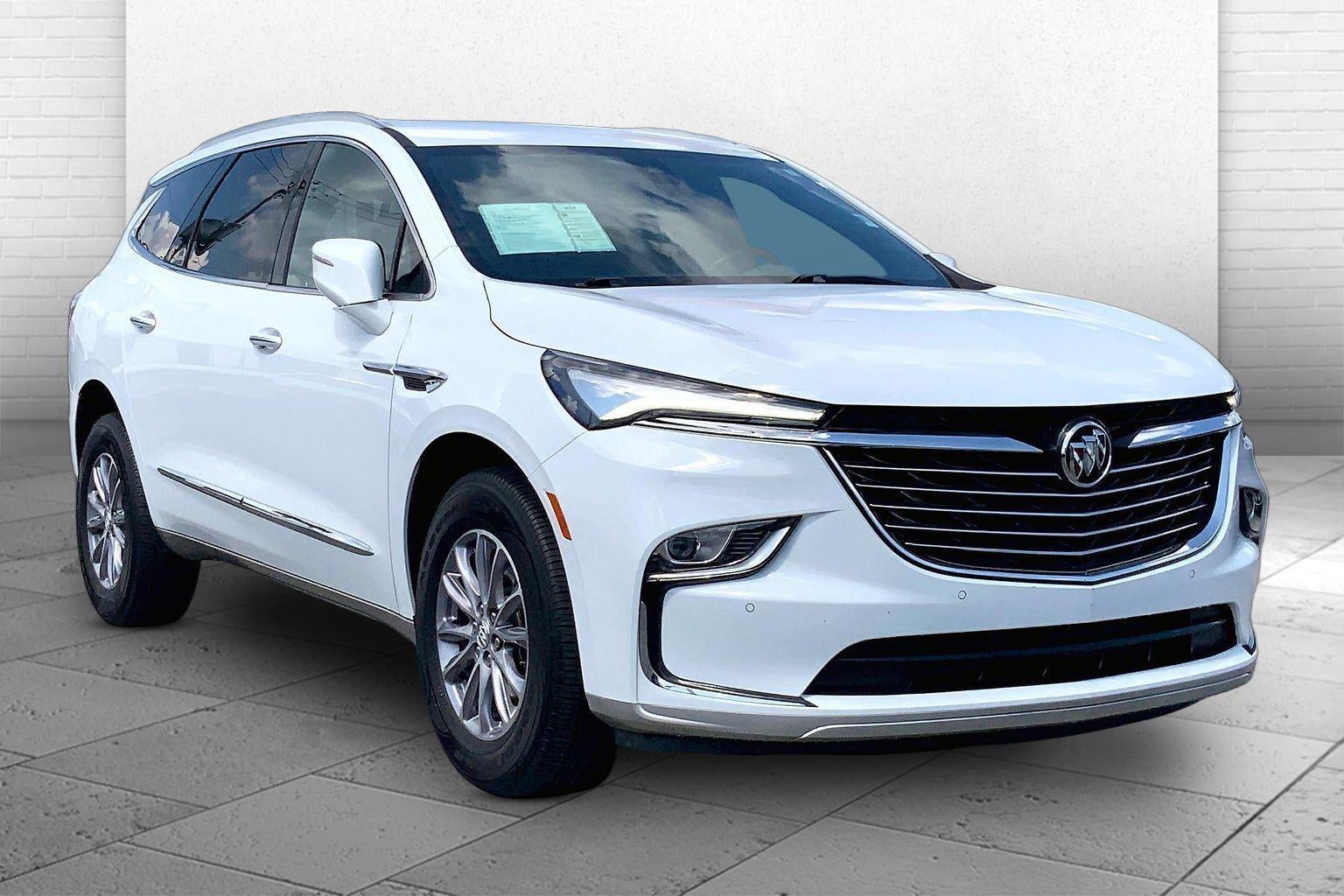 2023 Buick Enclave Essence