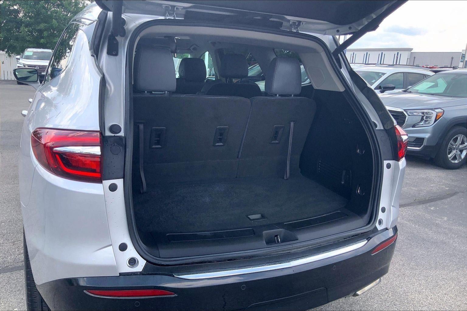 2021 Buick Enclave Essence