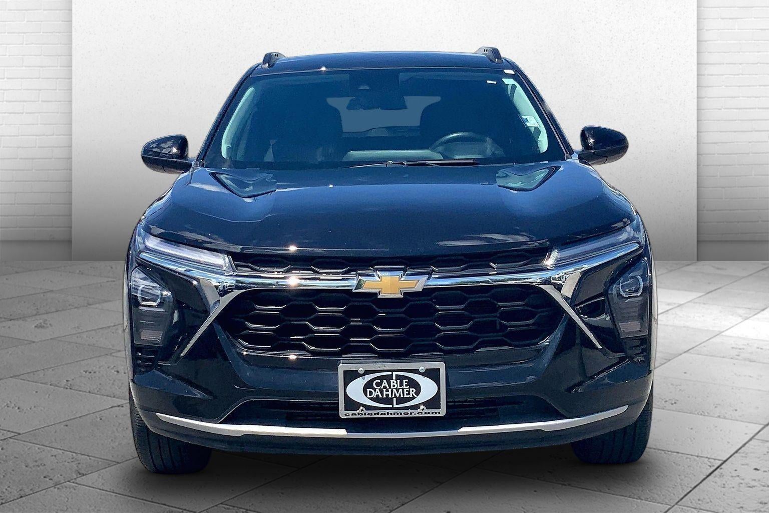 Used 2025 Chevrolet Trax LT with VIN KL77LHEP4SC066690 for sale in Kansas City
