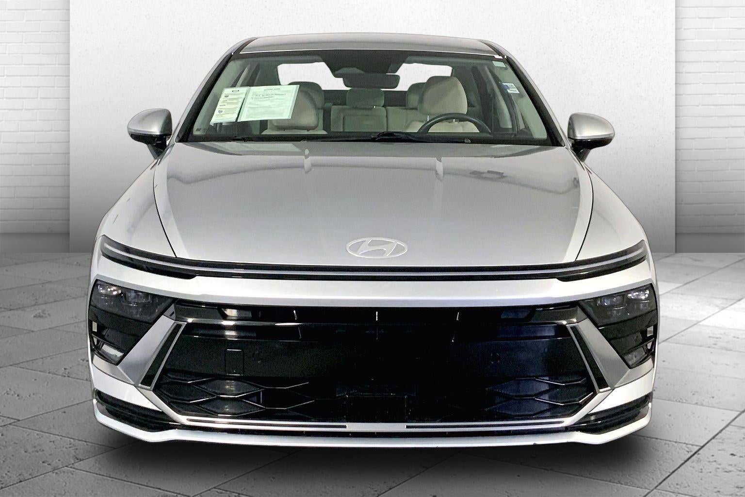 Used 2025 Hyundai Sonata Hybrid SEL with VIN KMHL34JJ2SA108065 for sale in Kansas City