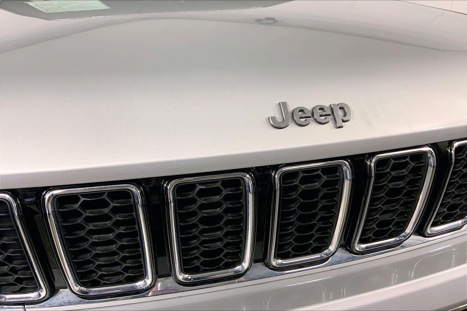 2022 Jeep Grand Cherokee Overland