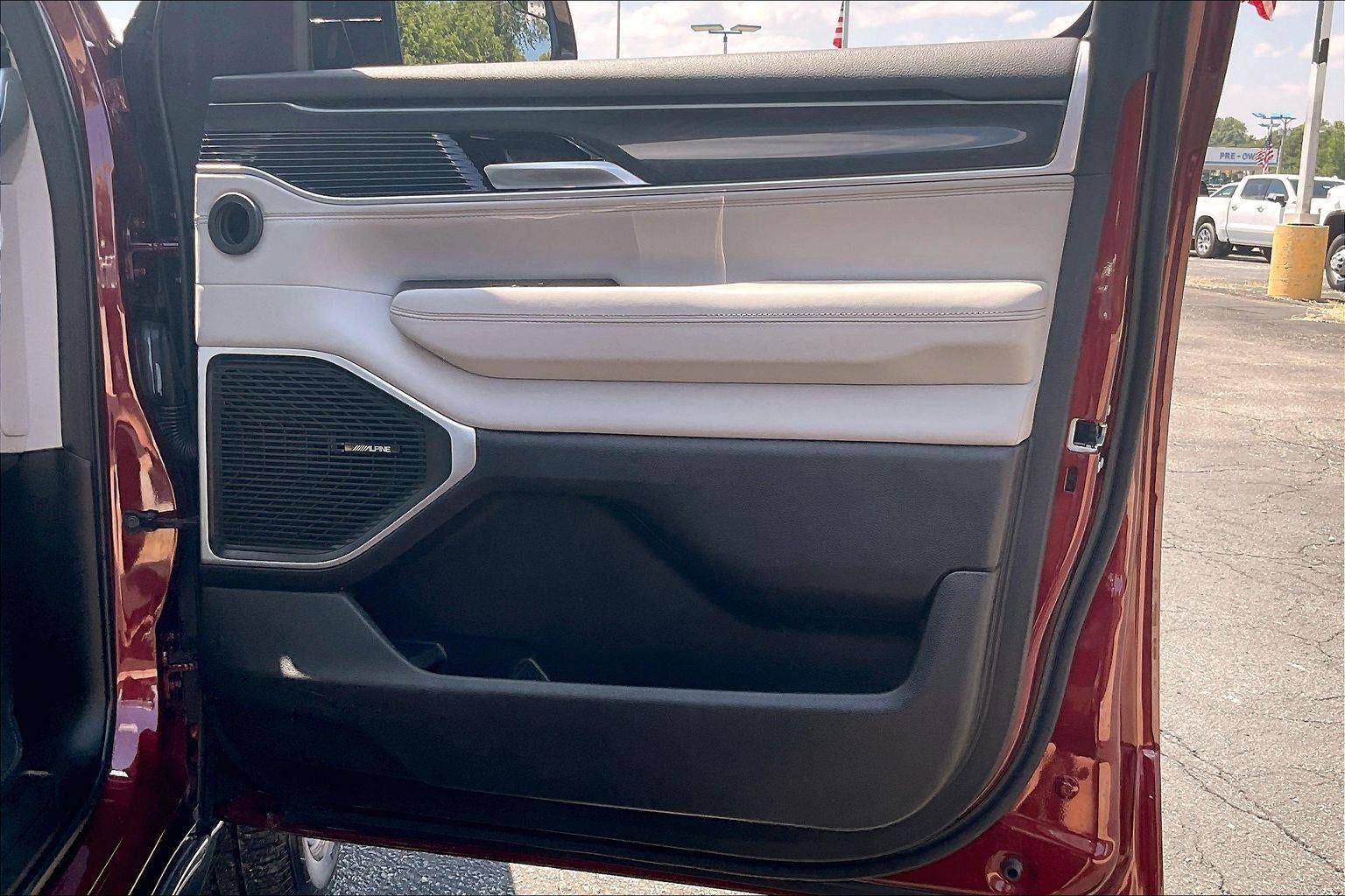 2024 Jeep Wagoneer 4DR 4WD